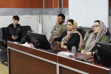 برگزاری دوره تخصصی «بازآموزی راهنمایان گردشگری» در زنجان