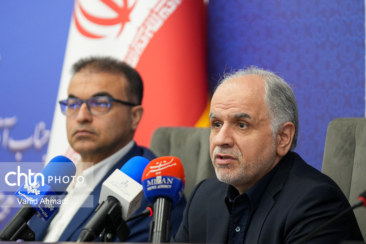 آیین اهدای سند مالکیت کاخ گلستان