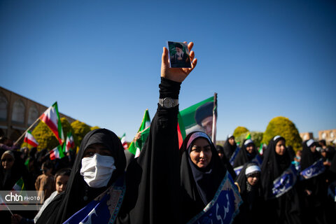 اجتماع بانوان جان‌فدای اصفهانی در مجموعه جهانی میدان امام(ره)