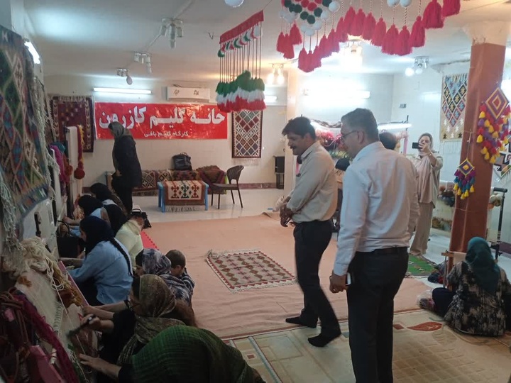 رونمایی از کارگاه‌های صنایع دستی کازرون در دوران جنگ رمضان