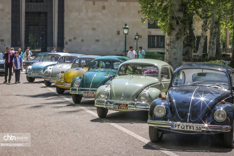 رالی‌تور و گردهمایی خودروهای تاریخی در محکومیت تجاوز به میراث فرهنگی و تاریخی ایران