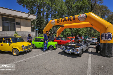 رالی‌تور و گردهمایی خودروهای تاریخی در محکومیت تجاوز به میراث فرهنگی و تاریخی ایران