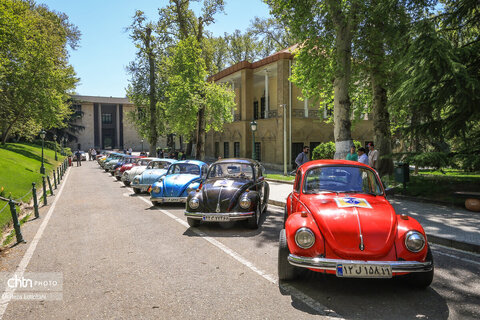 رالی‌تور و گردهمایی خودروهای تاریخی در محکومیت تجاوز به میراث فرهنگی و تاریخی ایران