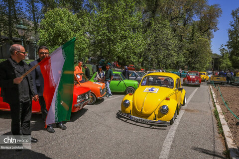 رالی‌تور و گردهمایی خودروهای تاریخی در محکومیت تجاوز به میراث فرهنگی و تاریخی ایران