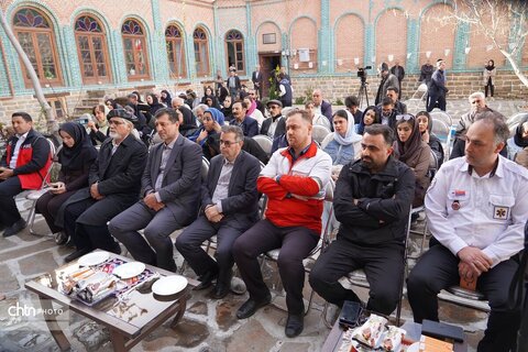 عصر شعر قرار وطن در مدرسه هدایت ارومیه