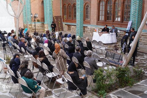 عصر شعر قرار وطن در مدرسه هدایت ارومیه