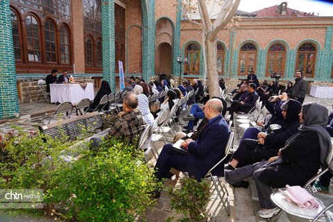 عصر شعر قرار وطن در مدرسه هدایت ارومیه