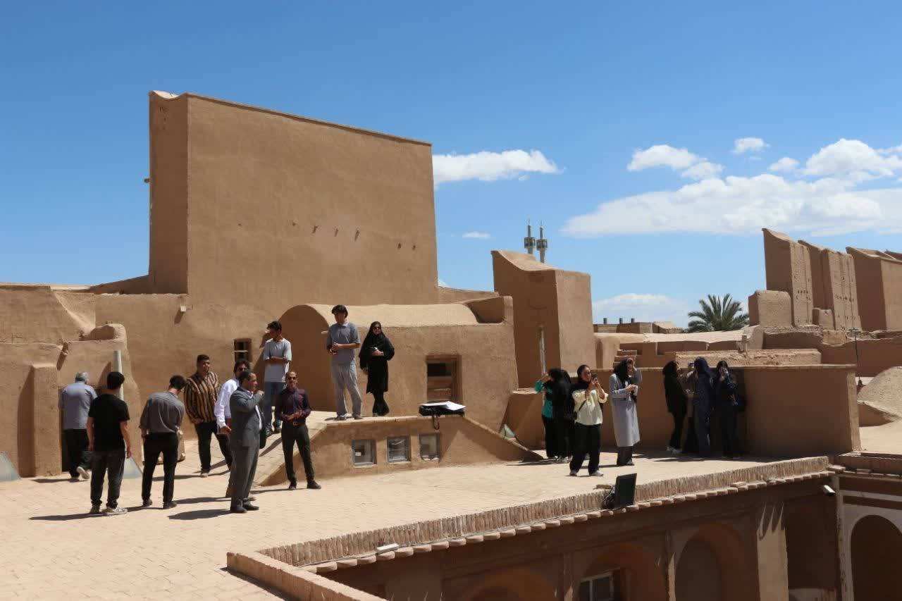 برگزاری کارگاه آموزشی مرمت و حفاظت از ابنیه تاریخی در شهرستان اردکان