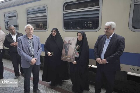 میزبانی  خانواده محترم شهدای میناب در دهه کرامت در مشهد مقدس