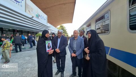 میزبانی  خانواده محترم شهدای میناب در دهه کرامت در مشهد مقدس