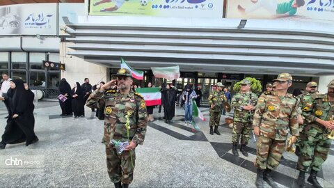 میزبانی  خانواده محترم شهدای میناب در دهه کرامت در مشهد مقدس