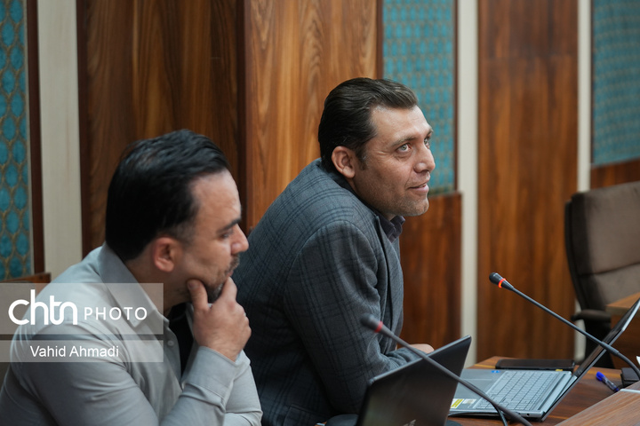 نشست وزیر با مدیران معاونت مالی و اداری