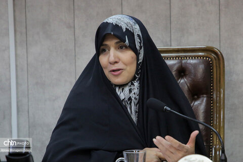 سفر مشاور وزیر میراث‌فرهنگی، گردشگری و صنایع‌دستی در امور زنان و خانواده به قم