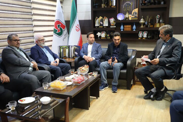 مجموعه‌های بین‌راهی اصفهان، تداوم سنت ایرانی در تکریم گردشگران