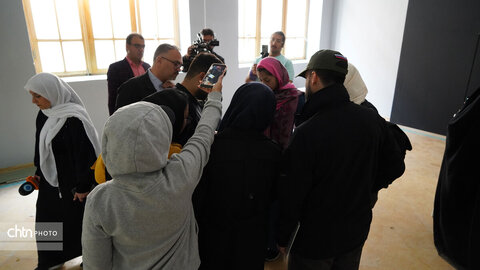 حضور سومین گروه خبرنگاران خارجی در بناهای تاریخی آسیب دیده اصفهان