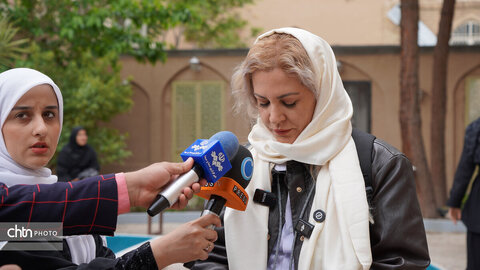 حضور سومین گروه خبرنگاران خارجی در بناهای تاریخی آسیب دیده اصفهان