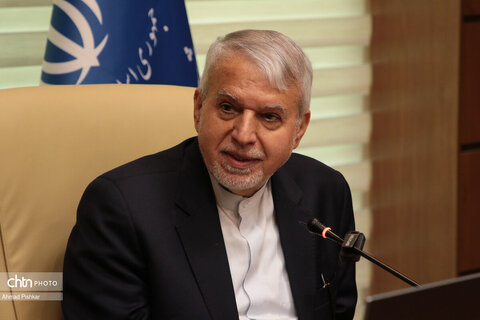 بازدید وزیر میراث‌فرهنگی از وزارت بهداشت، درمان و آموزش پزشکی