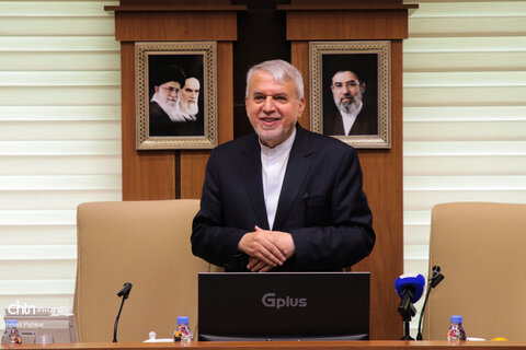 بازدید وزیر میراث‌فرهنگی از وزارت بهداشت، درمان و آموزش پزشکی