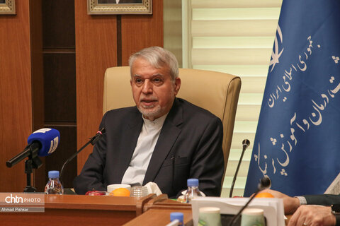 بازدید وزیر میراث‌فرهنگی از وزارت بهداشت، درمان و آموزش پزشکی