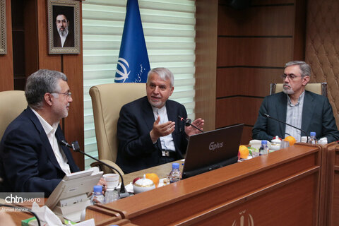 بازدید وزیر میراث‌فرهنگی از وزارت بهداشت، درمان و آموزش پزشکی