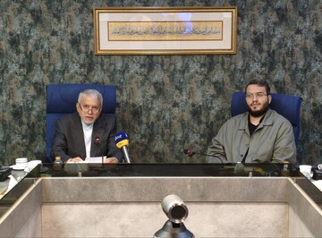 فاجعه میناب مانند هیروشیما و ویتنام به‌عنوان یک جنایت تاریخی در جهان شناخته می‌شود/ جشنواره‌های فیلم، موسیقی و شعر شهدای میناب به رویدادهای ثابت ملی تبدیل شود/ خلق «نماد ملی» برای میناب یک ضرورت راهبردی است