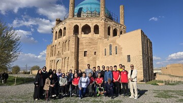 قهرمانان پاراتنیس در گنبد سلطانیه حضور یافتند