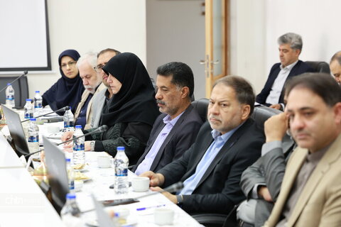 نشست تخصصی میز گردشگری استان اصفهان