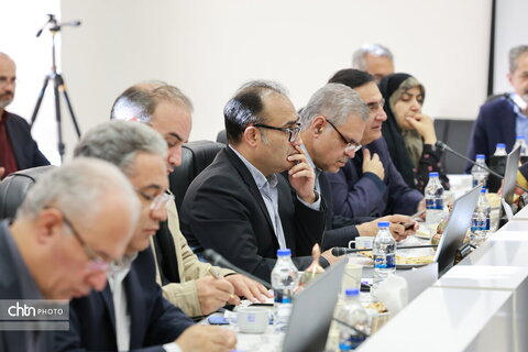 نشست تخصصی میز گردشگری استان اصفهان