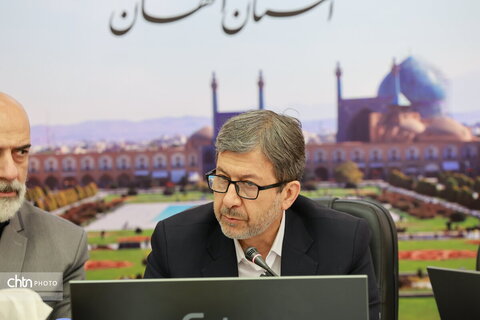 نشست تخصصی میز گردشگری استان اصفهان