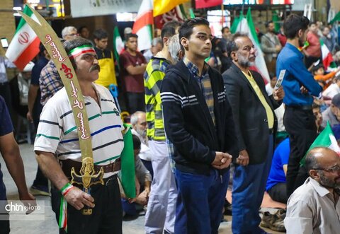 طنین یا رضا (ع) در قلب یزد؛ اجتماع بزرگ «زیر سایه خورشید» برگزار شد