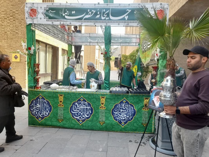 وزارت میراث‌فرهنگی بوی مشهد گرفت / شمیم روح‌افزای حرم رضوی از مشهد تا تهران