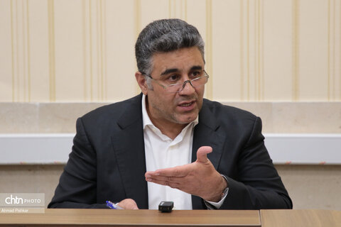 بازدید وزیر میراث‌فرهنگی از شرکت توسعه گردشگری ایران