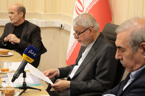 بازدید وزیر میراث‌فرهنگی از شرکت توسعه گردشگری ایران