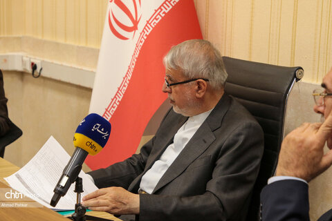 بازدید وزیر میراث‌فرهنگی از شرکت توسعه گردشگری ایران