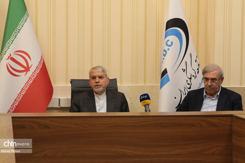 بازدید وزیر میراث‌فرهنگی از شرکت توسعه گردشگری ایران