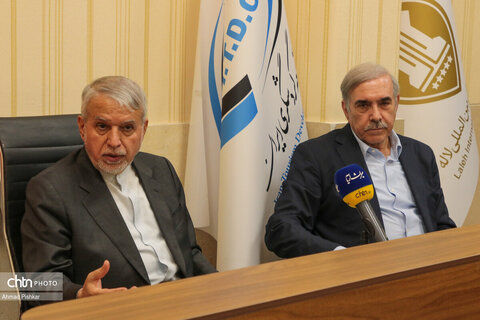 بازدید وزیر میراث‌فرهنگی از شرکت توسعه گردشگری ایران