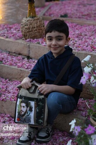 رایحه میمند در رواق حافظ