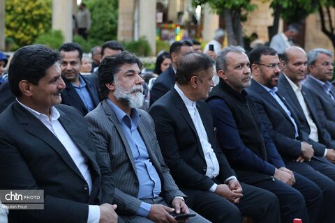 رایحه میمند در رواق حافظ