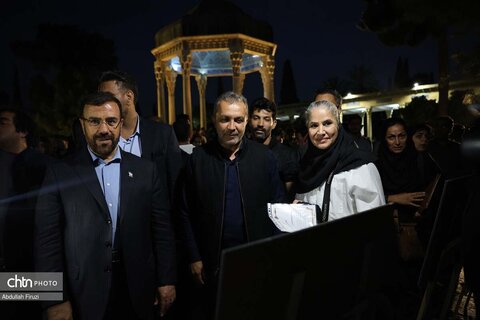 رایحه میمند در رواق حافظ