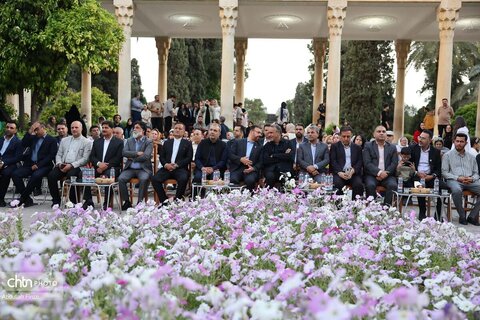 رایحه میمند در رواق حافظ