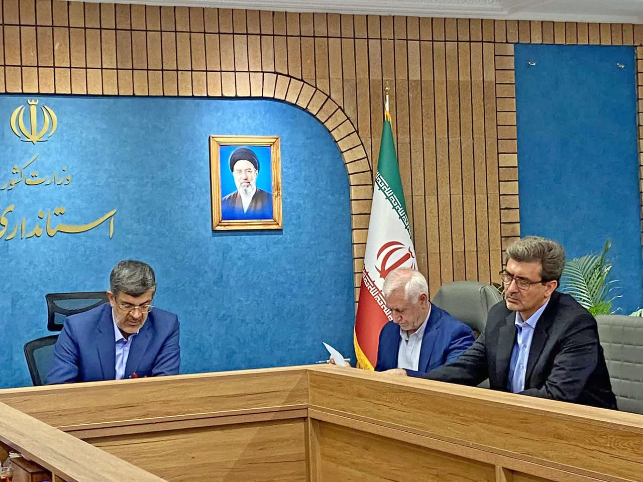 نشست بررسی موانع و مشکلات سرمایه‌گذاری در بناها و آثار تاریخی و فرهنگی یزد