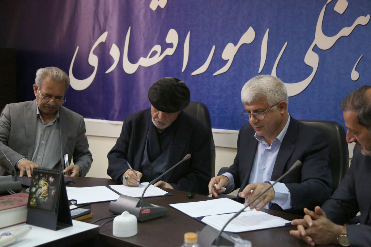 انعقاد تفاهمنامه سرمایهگذاری برای احداث تمپارک صنایعدستی در گلستان/ ورود سرمایهگذار به بزرگترین دهکده صنایعدستی شمالشرق کشور