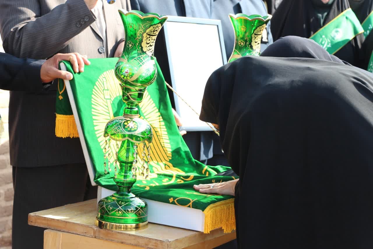 مشهدک؛ روایت هجرت خورشید در کوچه‌پس‌کوچه‌های خشت و گلی شهر خرانق