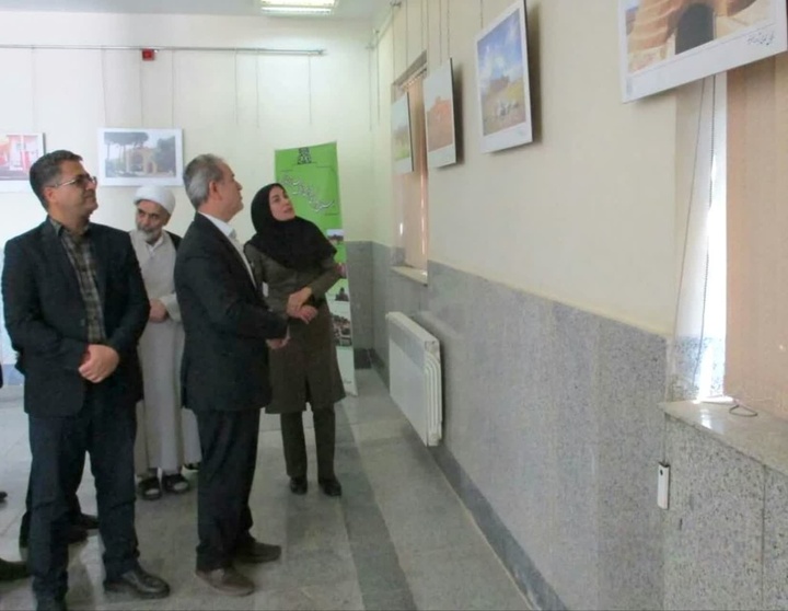 نمایشگاه عکس زرندیه افتتاح شد / آغاز هفته فرهنگی شهرستان زرندیه