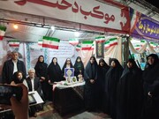 آموزش زنده صنایع‌دستی قرچک در غرفه‌های فرهنگی  دهه کرامت