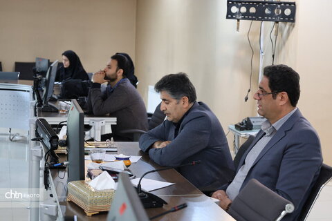 نشست با رئیس سازمان برنامه وبودجه استان چهارمحال وبختیاری