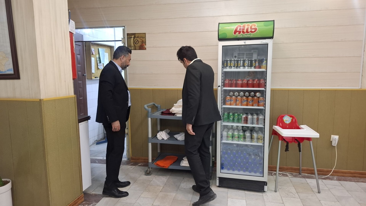 ارزیابی کیفیت خدمات و استانداردسازی تاسیسات گردشگری میناب در بازدید میدانی