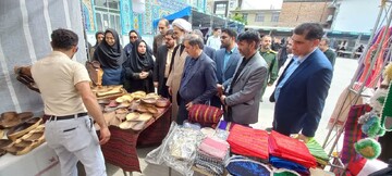 برگزاری بازارچه صنایع‌دستی و سوغات در غرب گلستان