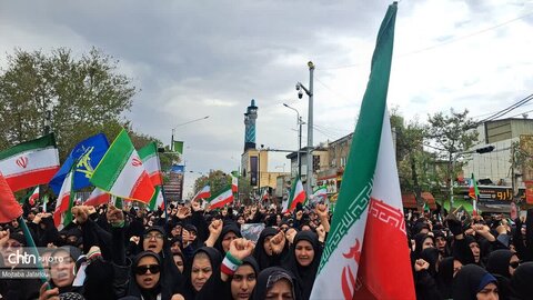 حضور پرشور کارکنان اداره‌کل میراث‌فرهنگی، گردشگری و صنایع‌دستی استان زنجان در آیین تشییع پیکر مطهر  شهید تقی حاتمی و شهید حسین زارعی