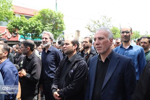 حضور پرشور کارکنان اداره‌کل میراث‌فرهنگی، گردشگری و صنایع‌دستی استان زنجان در آیین تشییع پیکر مطهر  شهید تقی حاتمی و شهید حسین زارعی